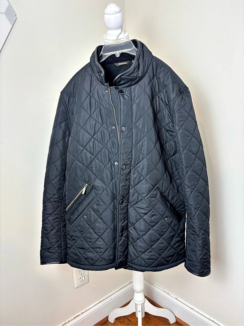 Barbour Powell Quilted Black Coat Size Large